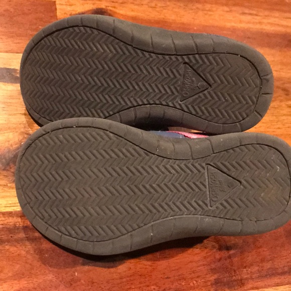 Toddler Girl Sneakers - Picture 6 of 6